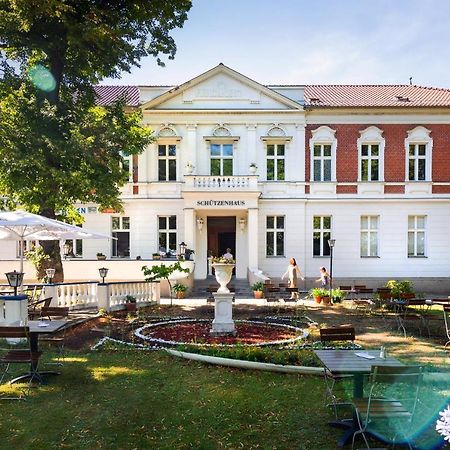 Hotel Am Hain Люббен Екстер'єр фото